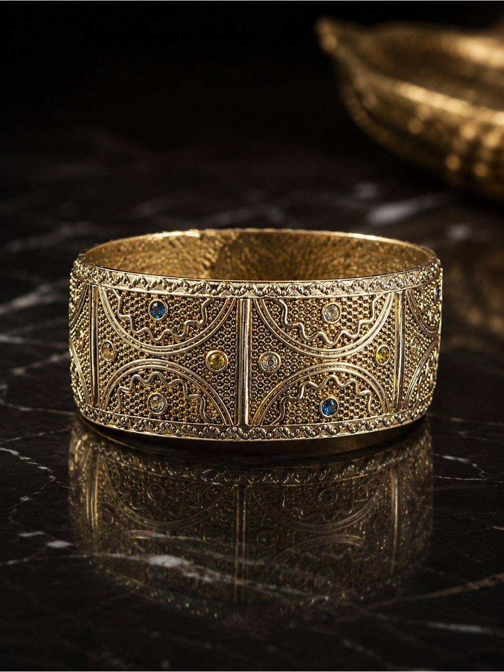 Vintage Gold Tone Hinged Clamp Cuff Bracelet | Wide Statement Bangle